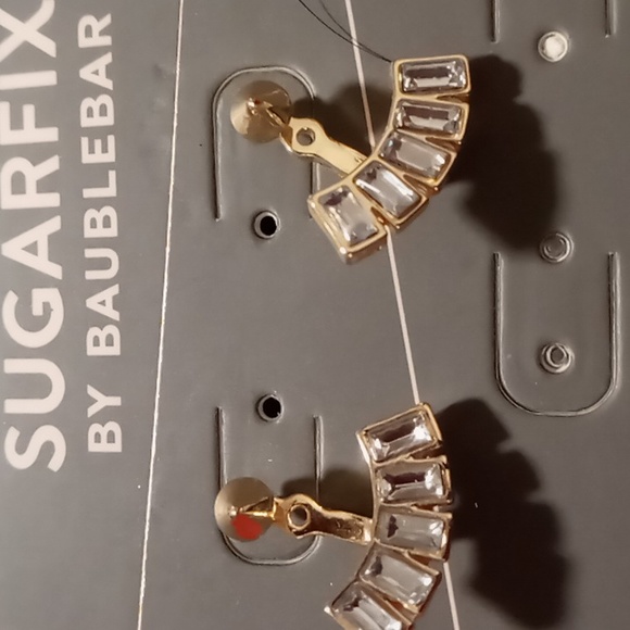 Sugar fix front to back earrings gold tone with crystals - Picture 4 of 8